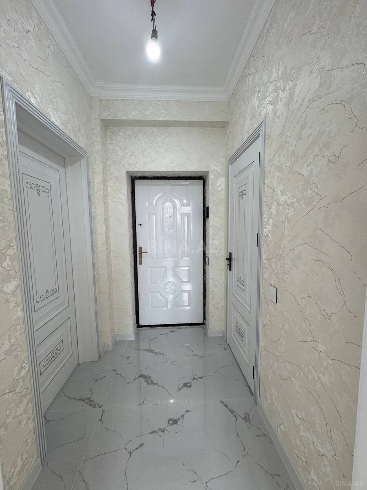 Satılır 2 otaqlı mənzil 44 m²
