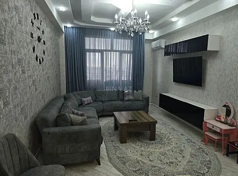 Satılır 2 otaqlı mənzil 66 m²
