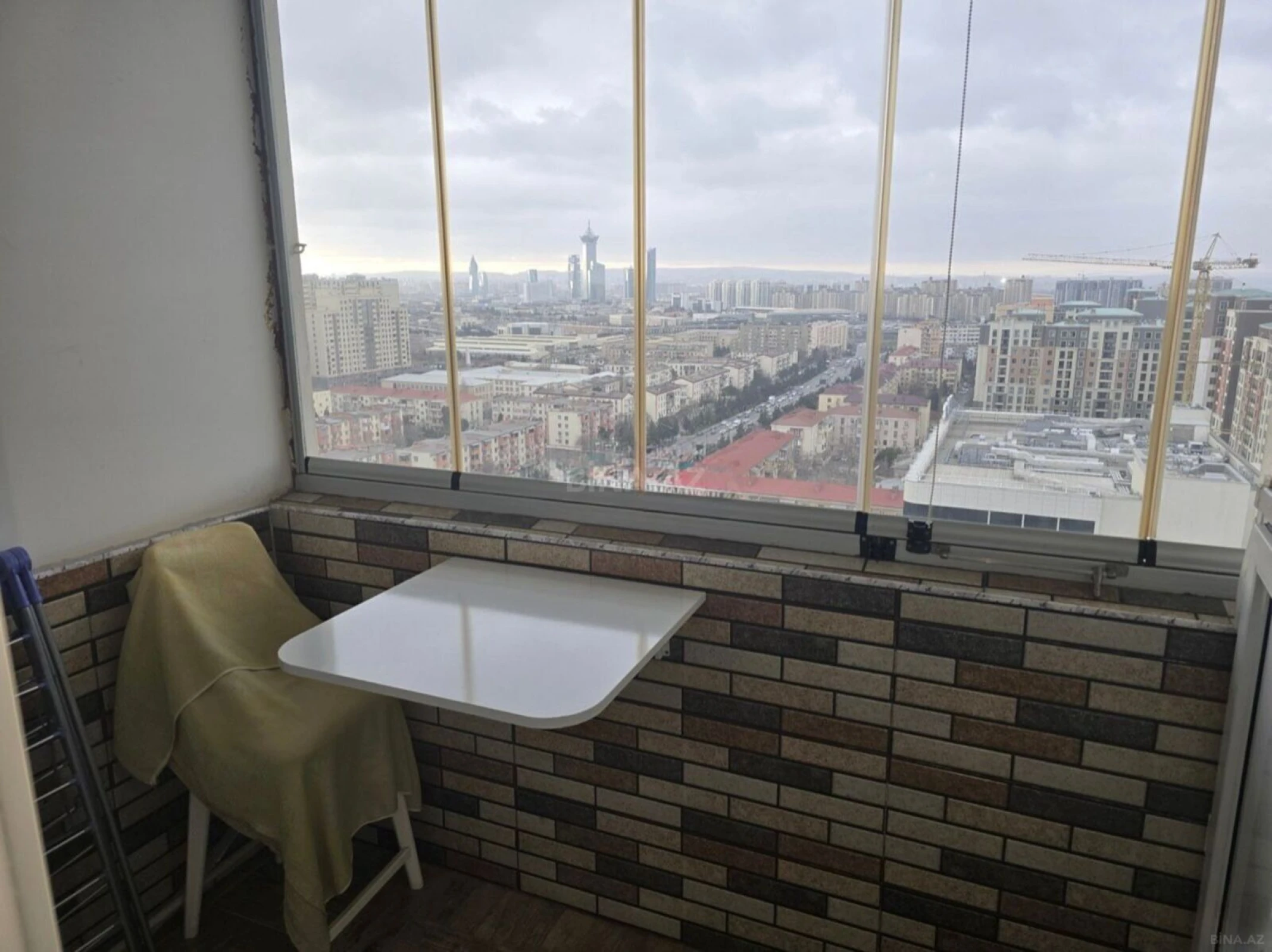 Satılır 2 otaqlı mənzil 66 m²