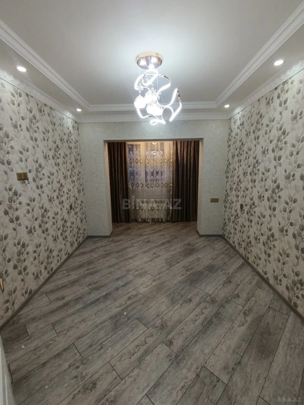Satılır 3 otaqlı mənzil 67 m²