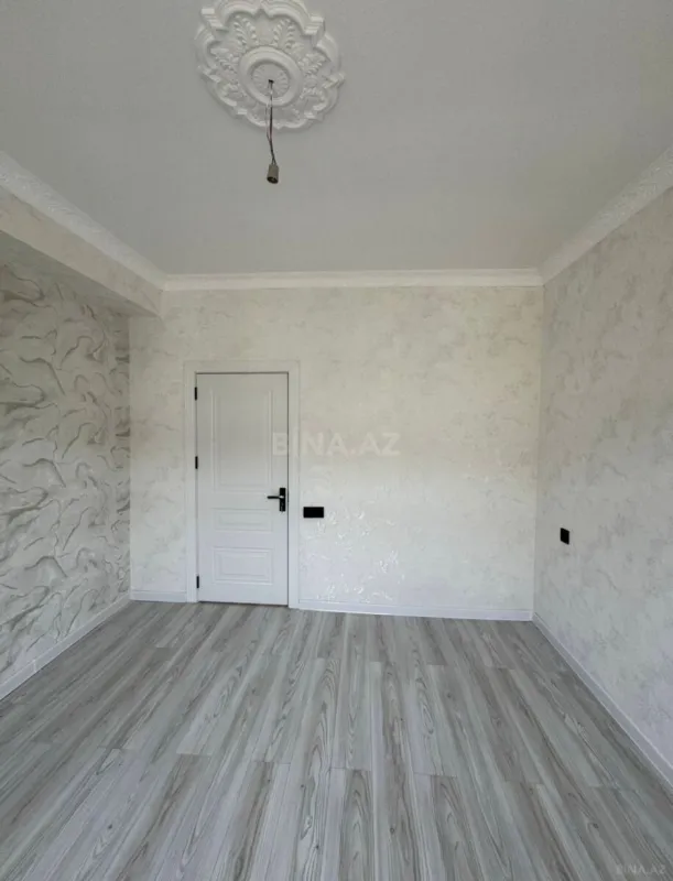 Satılır 3 otaqlı mənzil 83 m²