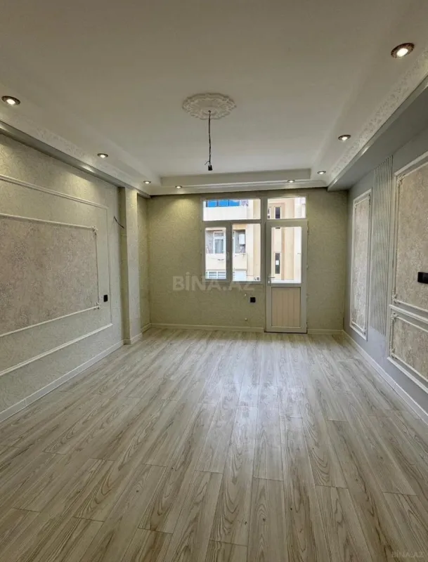Satılır 3 otaqlı mənzil 83 m²