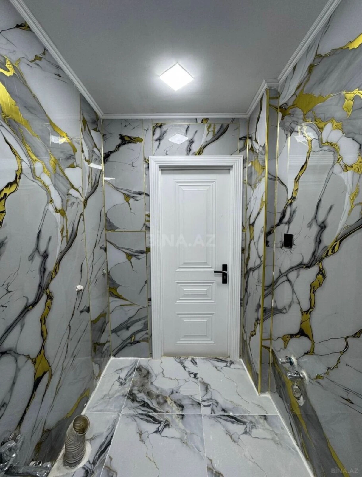 Satılır 3 otaqlı mənzil 83 m²