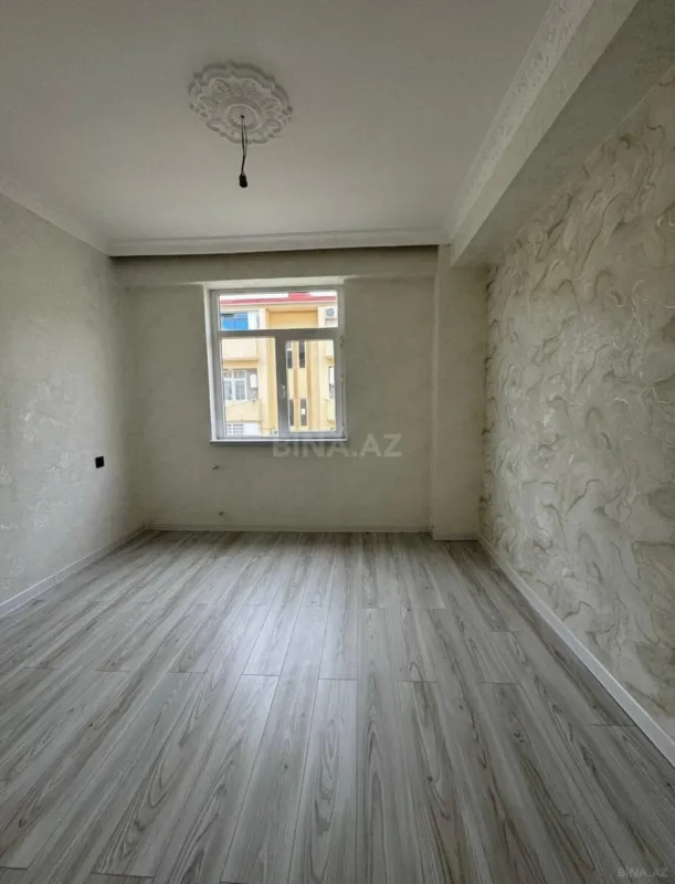 Satılır 3 otaqlı mənzil 83 m²