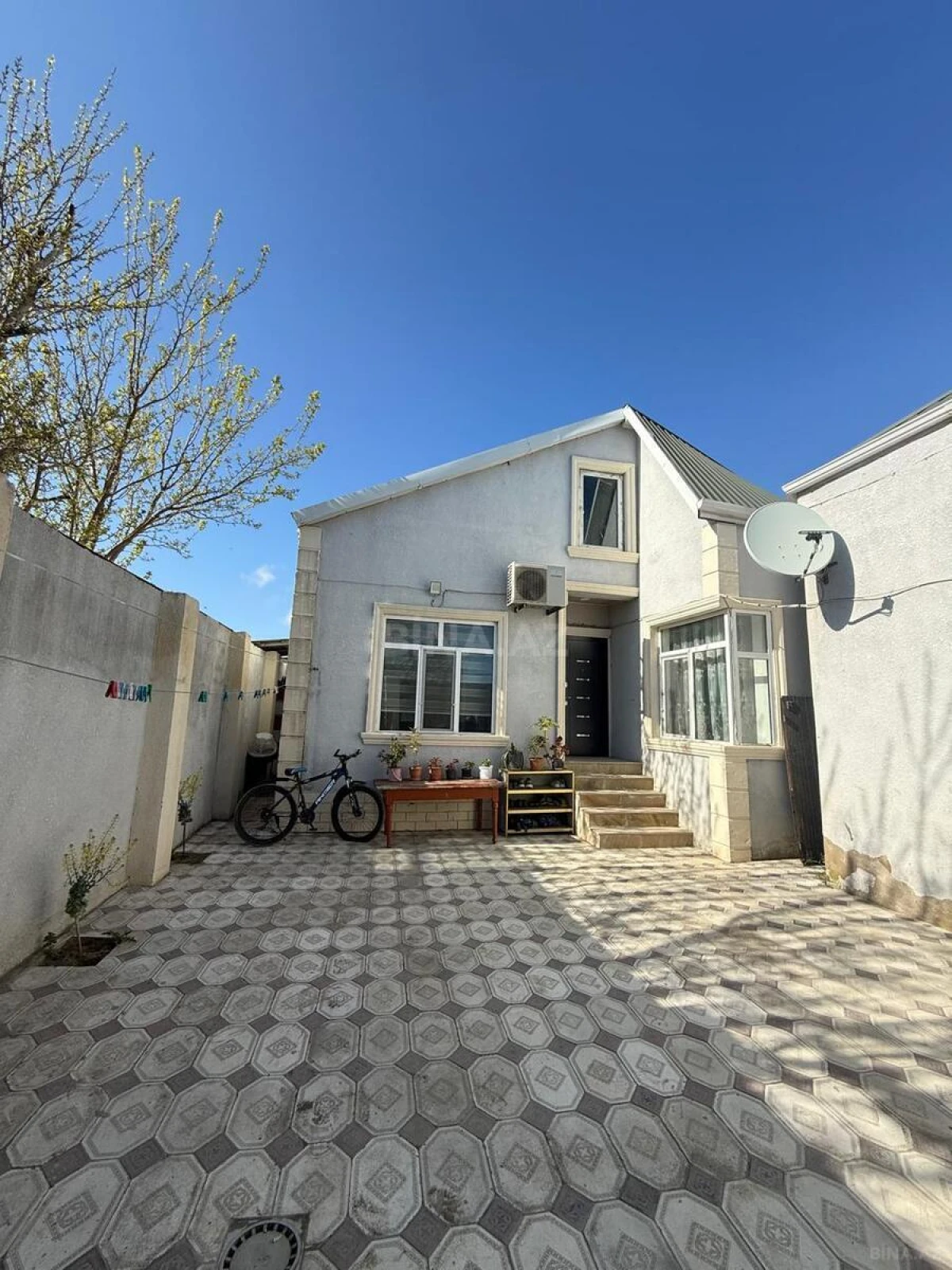 Satılır 3 otaqlı həyət evi 98 m²