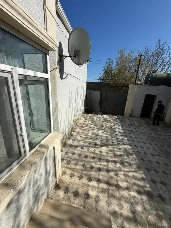 Satılır 3 otaqlı həyət evi 98 m²