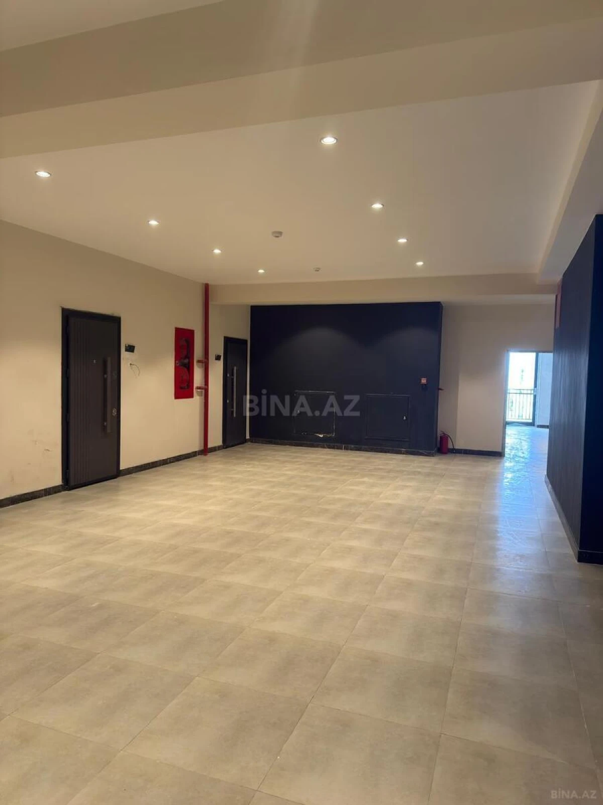 Satılır 2 otaqlı mənzil 80 m²