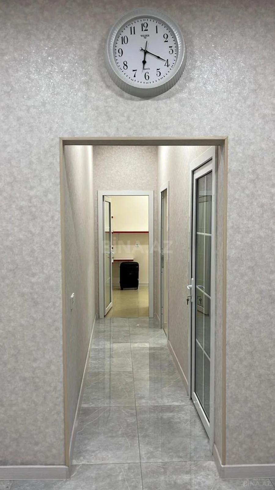 Kirayə verilir 3 otaqlı mənzil 100 m²