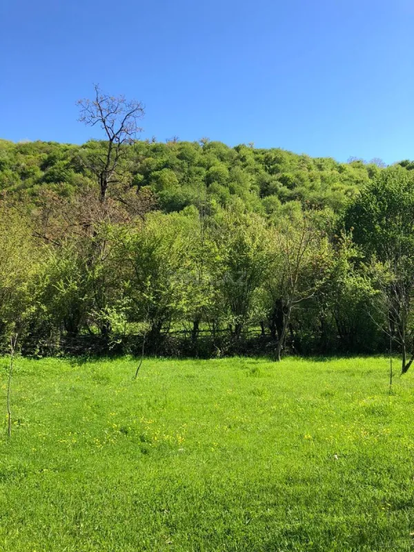 Satılır torpaq sahəsi 4 m²