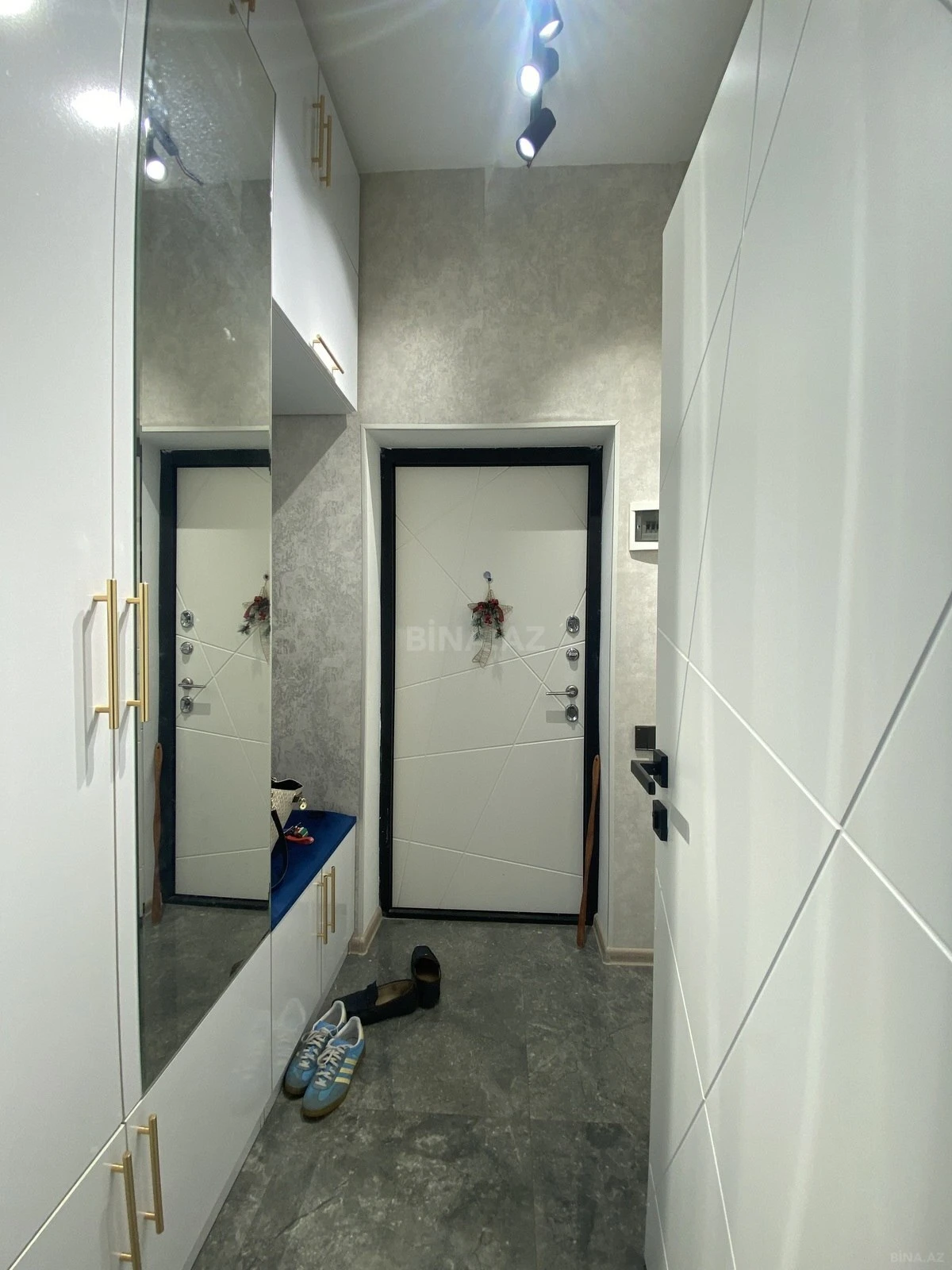 Satılır 3 otaqlı mənzil 65 m²