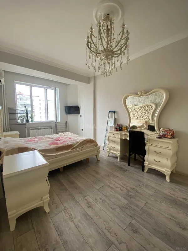 Satılır 3 otaqlı mənzil 65 m²