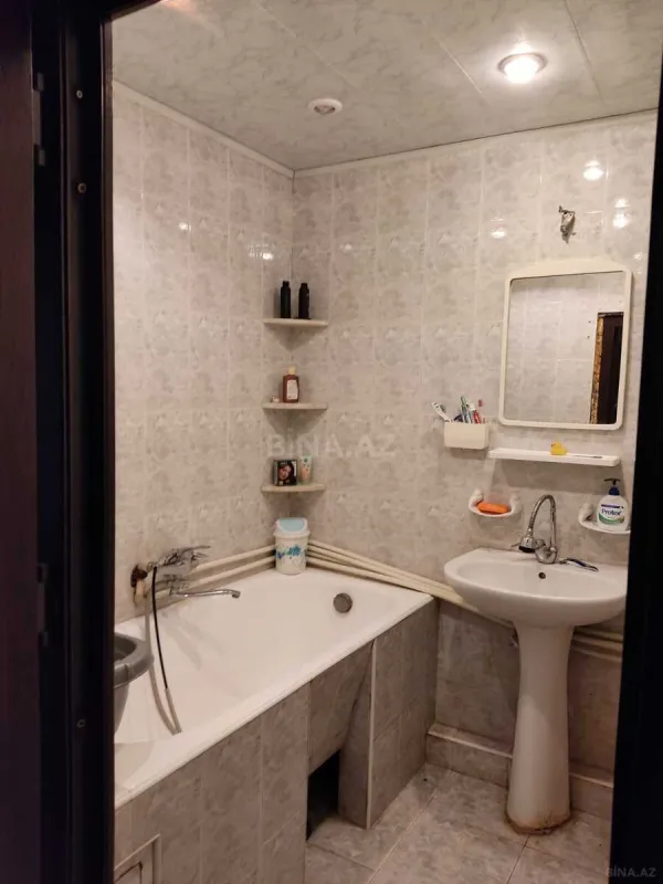 Satılır 3 otaqlı mənzil 110 m²