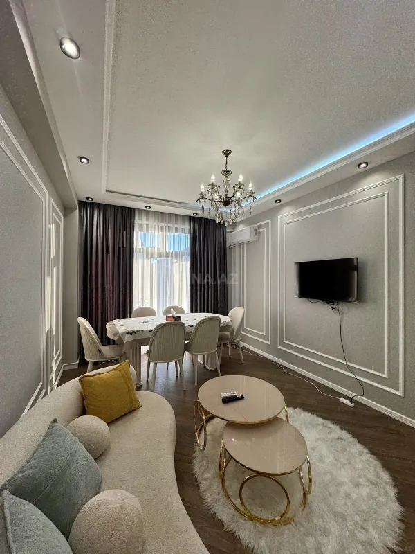 Satılır 2 otaqlı mənzil 61 m²