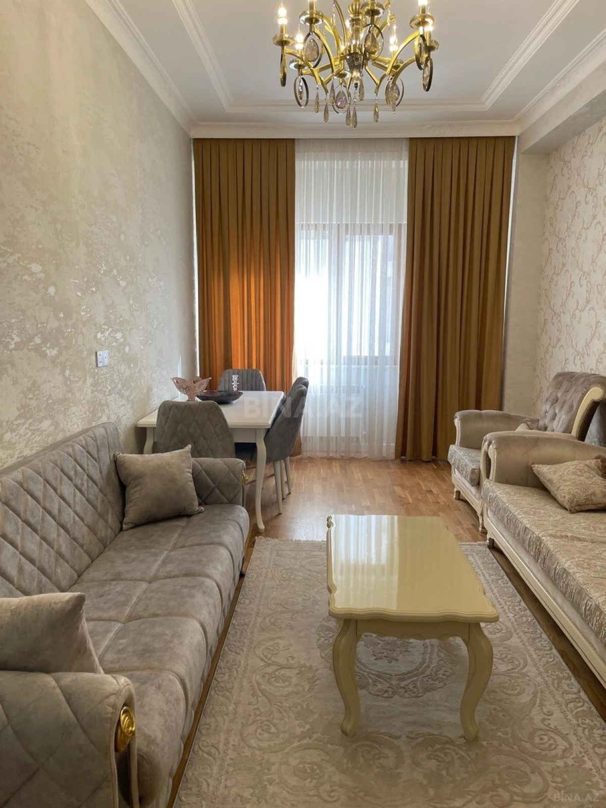 Kirayə verilir 3 otaqlı mənzil 102 m²
