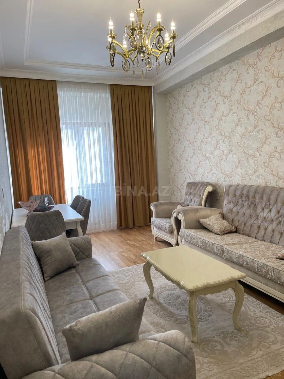 Kirayə verilir 3 otaqlı mənzil 102 m²