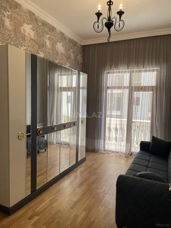 Kirayə verilir 3 otaqlı mənzil 102 m²