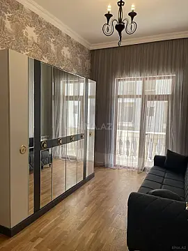 Kirayə verilir 3 otaqlı mənzil 102 m²