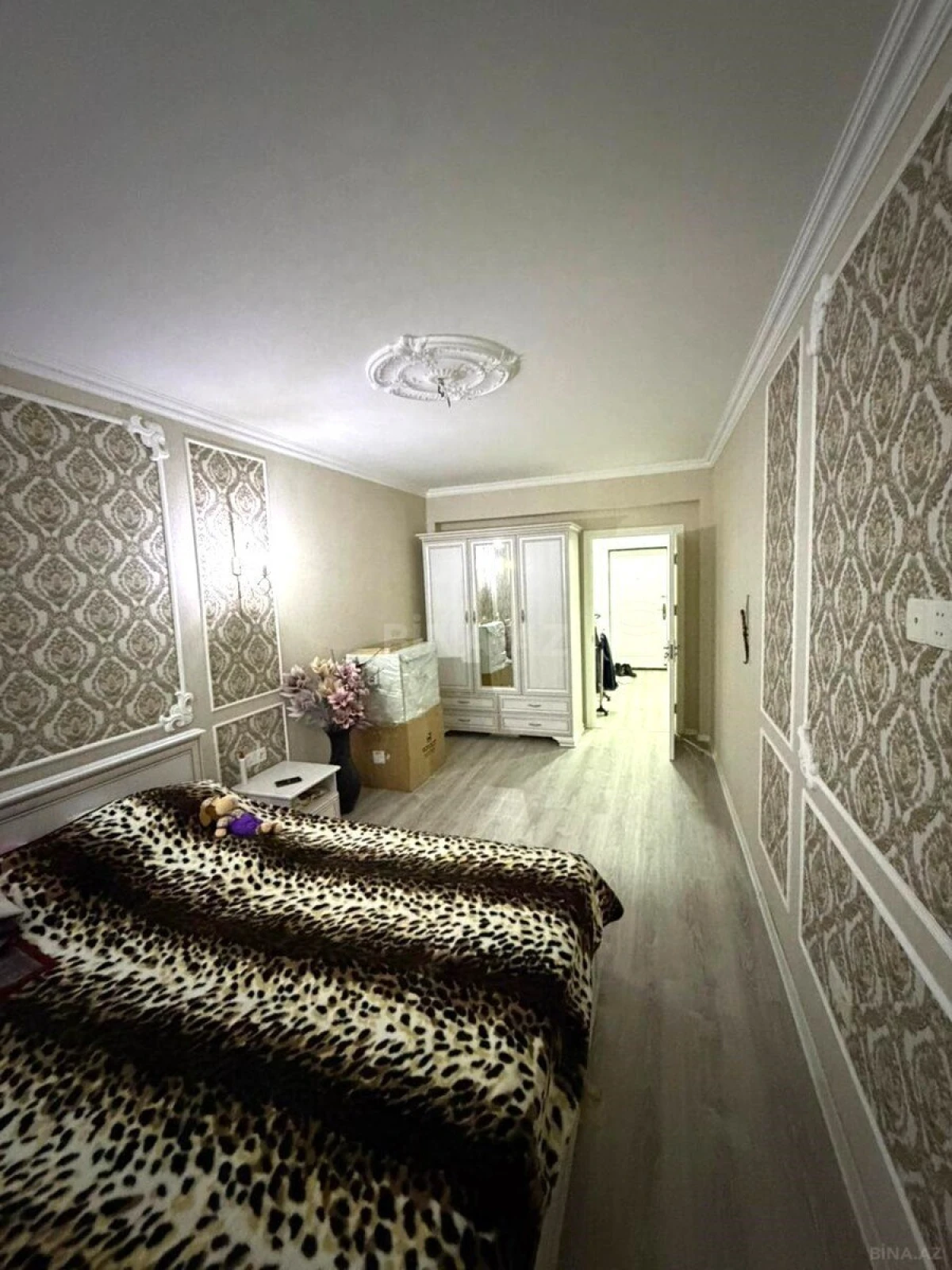 Satılır 2 otaqlı mənzil 55 m²