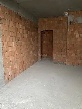 Satılır 2 otaqlı mənzil 78 m²