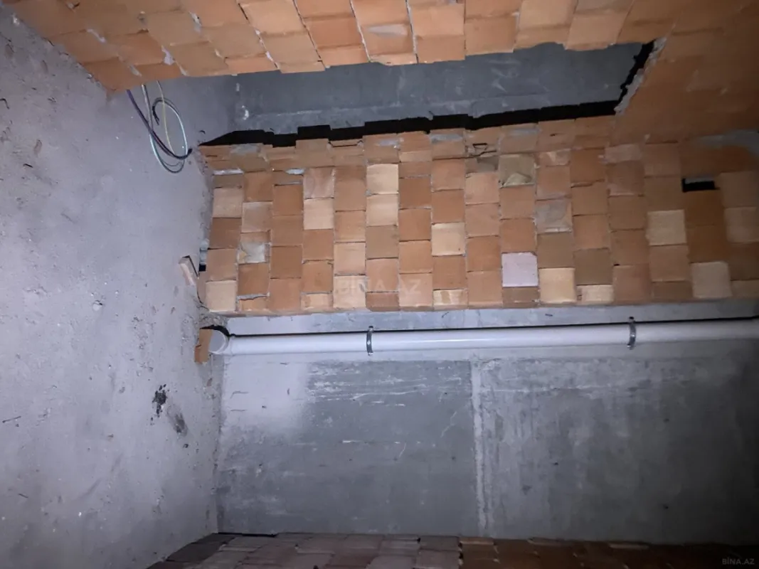 Satılır 2 otaqlı mənzil 78 m²