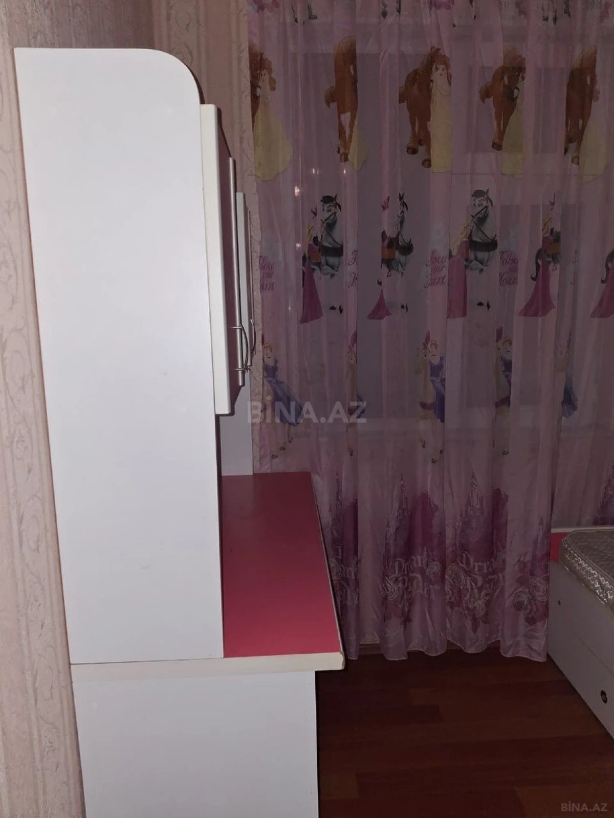 Satılır 3 otaqlı mənzil 52 m²