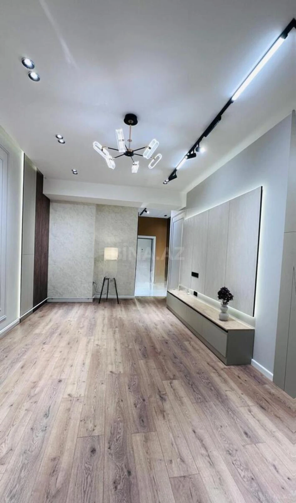 Satılır 3 otaqlı mənzil 85 m²