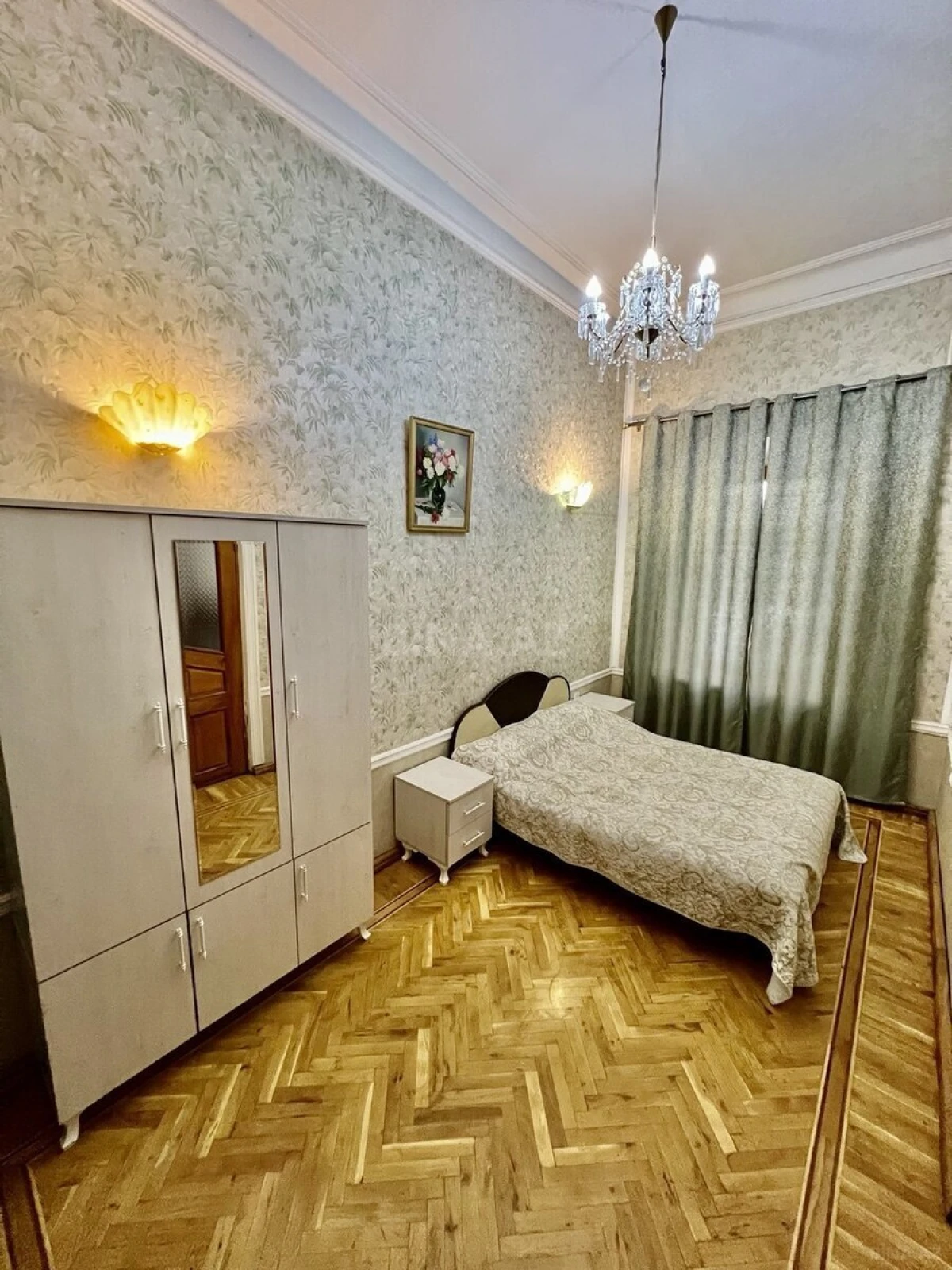 Kirayə verilir 3 otaqlı mənzil 135 m²