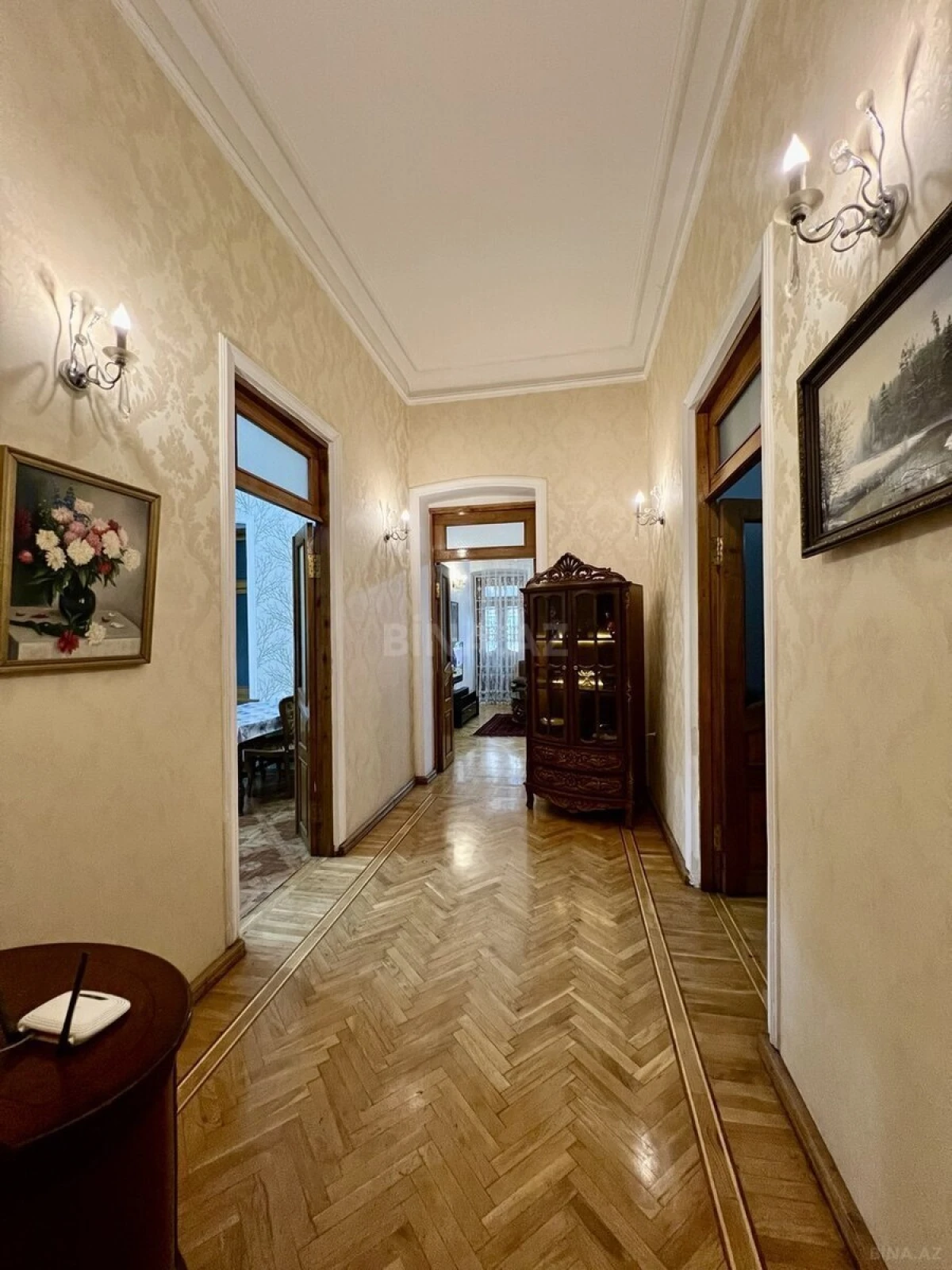 Kirayə verilir 3 otaqlı mənzil 135 m²