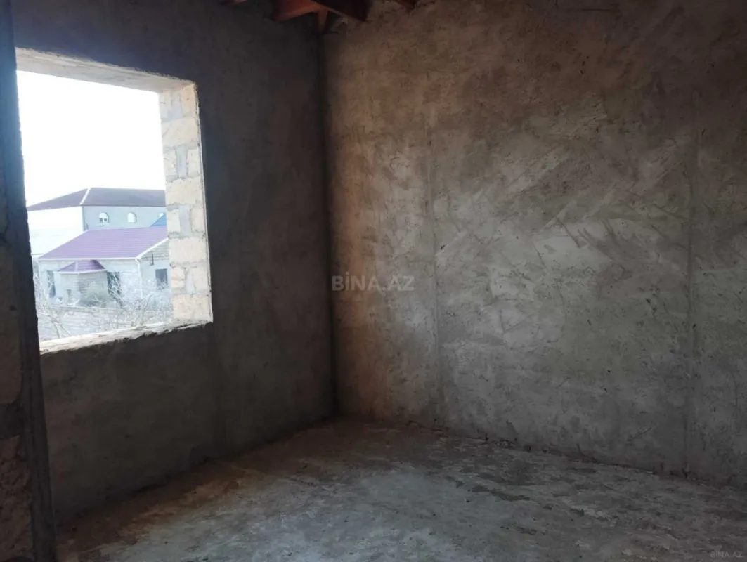 Satılır 6 otaqlı həyət evi 150 m²