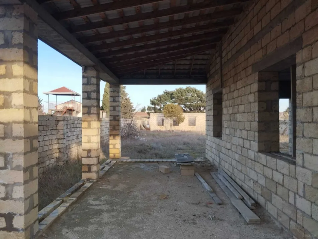 Satılır 6 otaqlı həyət evi 150 m²