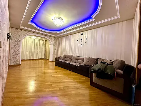 Satılır 3 otaqlı mənzil 70 m² — Bakı 3 otaq 70.00 m²