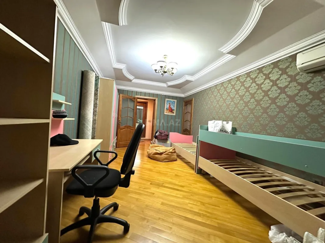 Satılır 3 otaqlı mənzil 70 m²