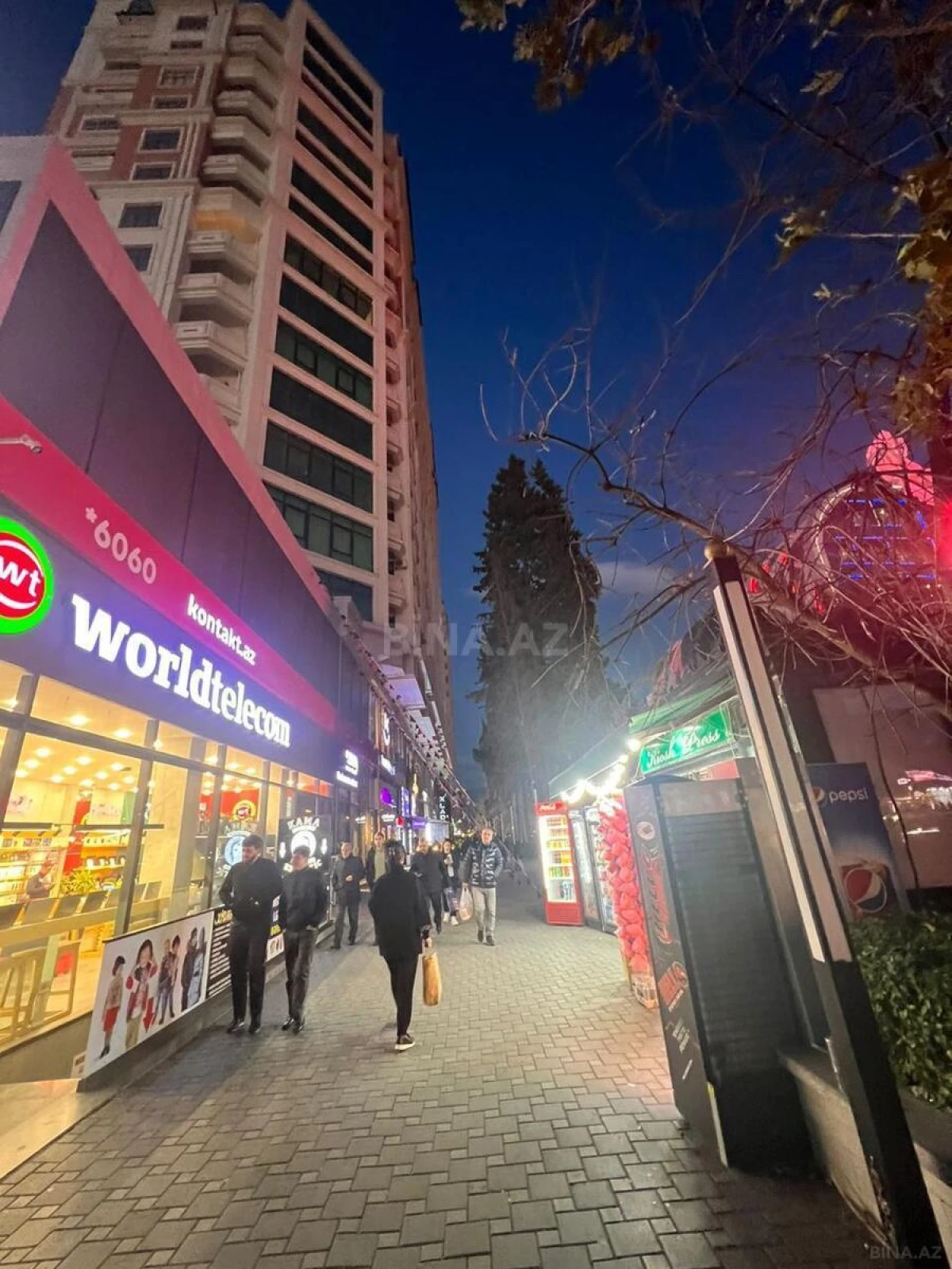 Kirayə verilir 2 otaqlı mənzil 60 m²