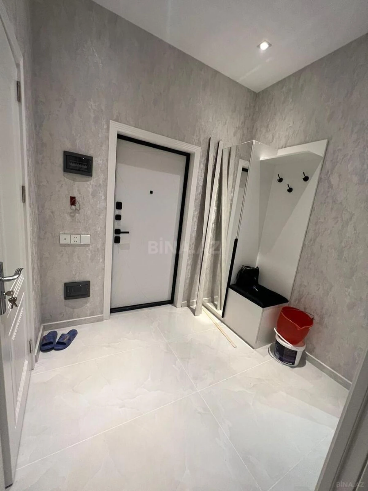 Kirayə verilir 2 otaqlı mənzil 60 m²