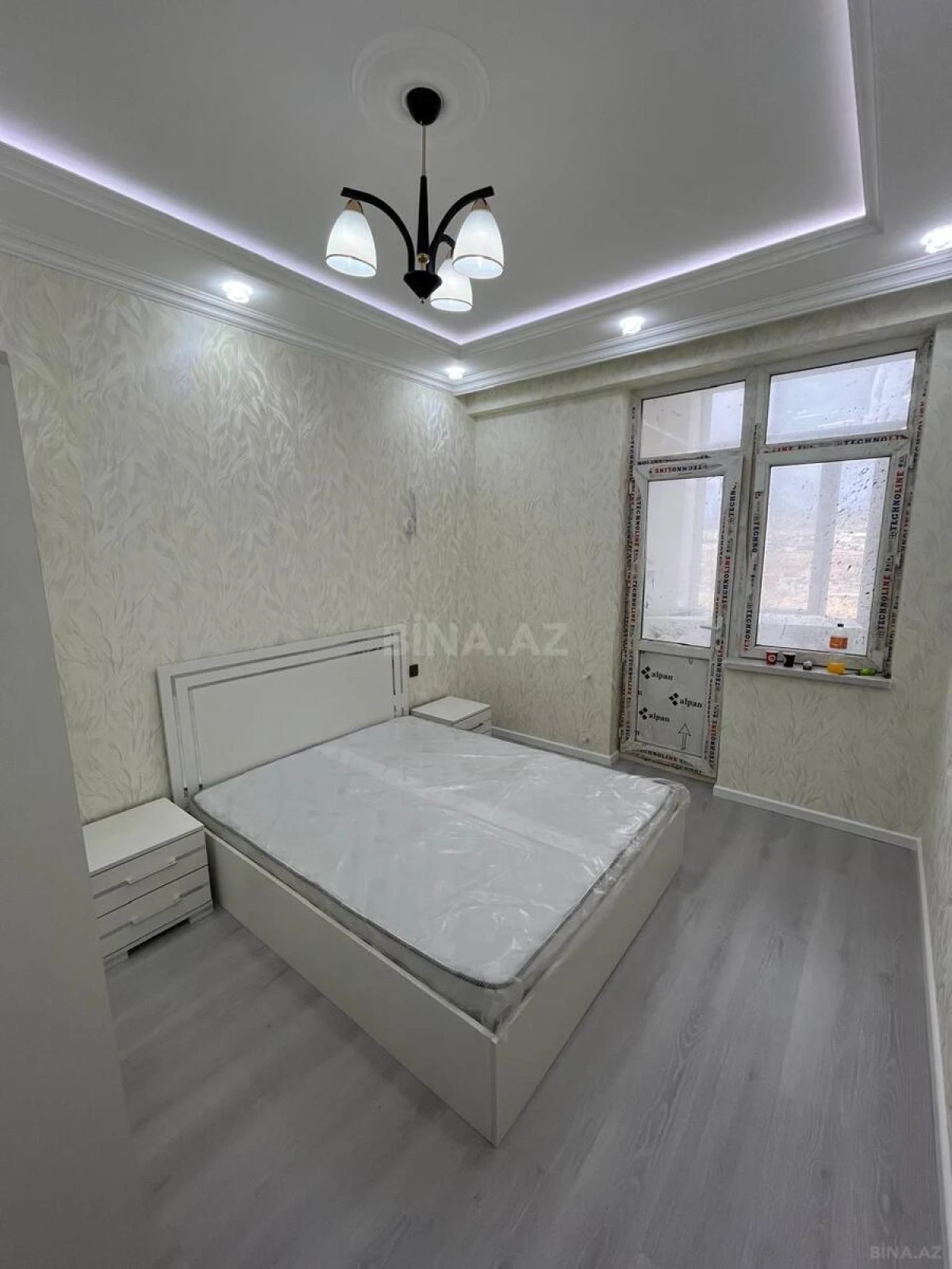 Satılır 2 otaqlı mənzil 57 m²