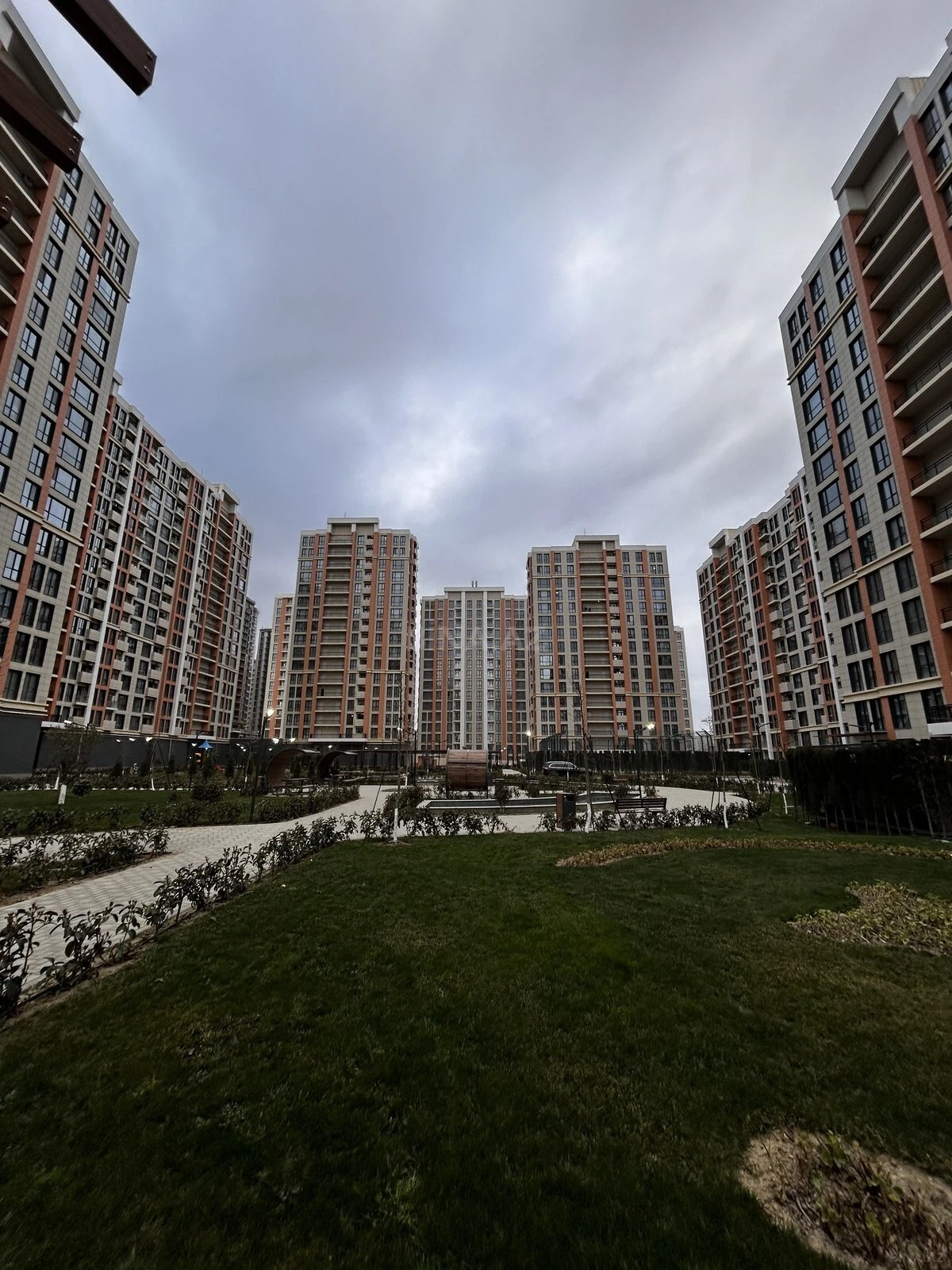 Satılır 2 otaqlı mənzil 45 m²