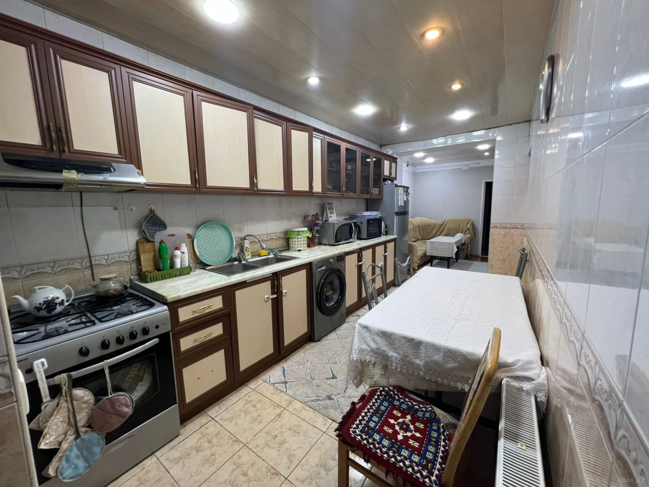 Satılır 4 otaqlı mənzil 110 m²