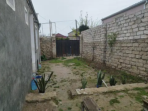 Satılır 4 otaqlı həyət evi 150 m²