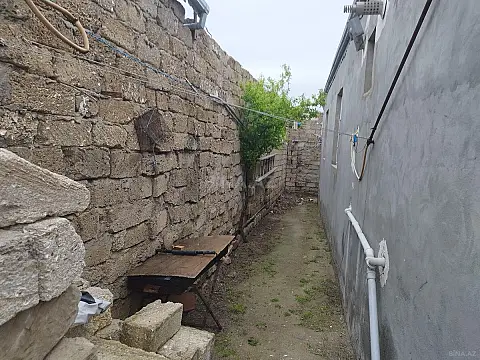 Satılır 4 otaqlı həyət evi 150 m²