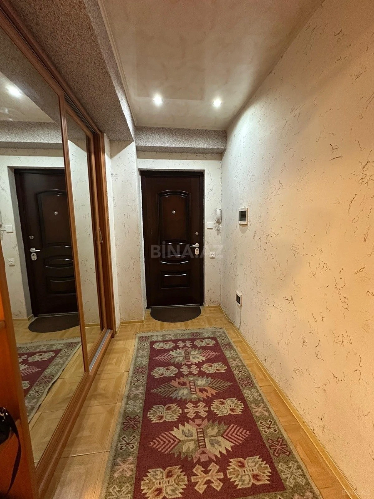 Kirayə verilir 3 otaqlı mənzil 80 m²