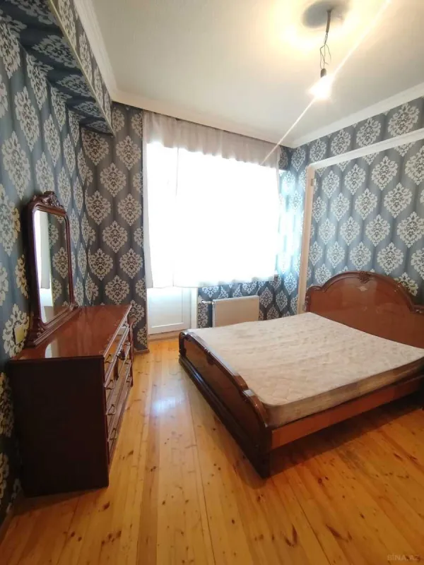 Kirayə verilir 2 otaqlı mənzil 60 m²