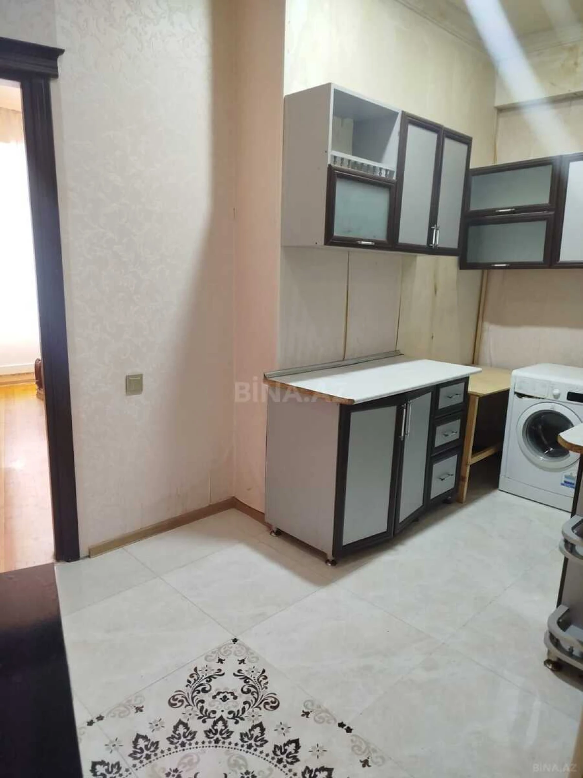 Kirayə verilir 2 otaqlı mənzil 60 m²