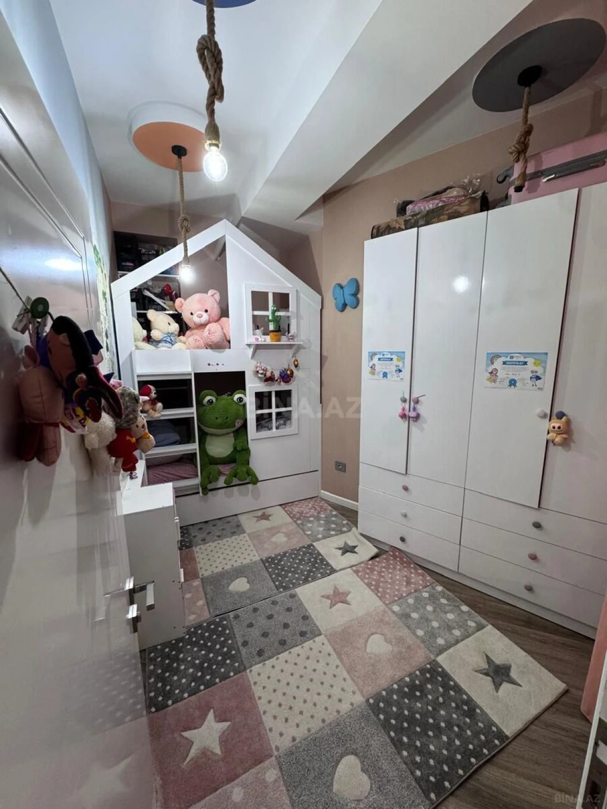 Satılır 3 otaqlı mənzil 99 m²