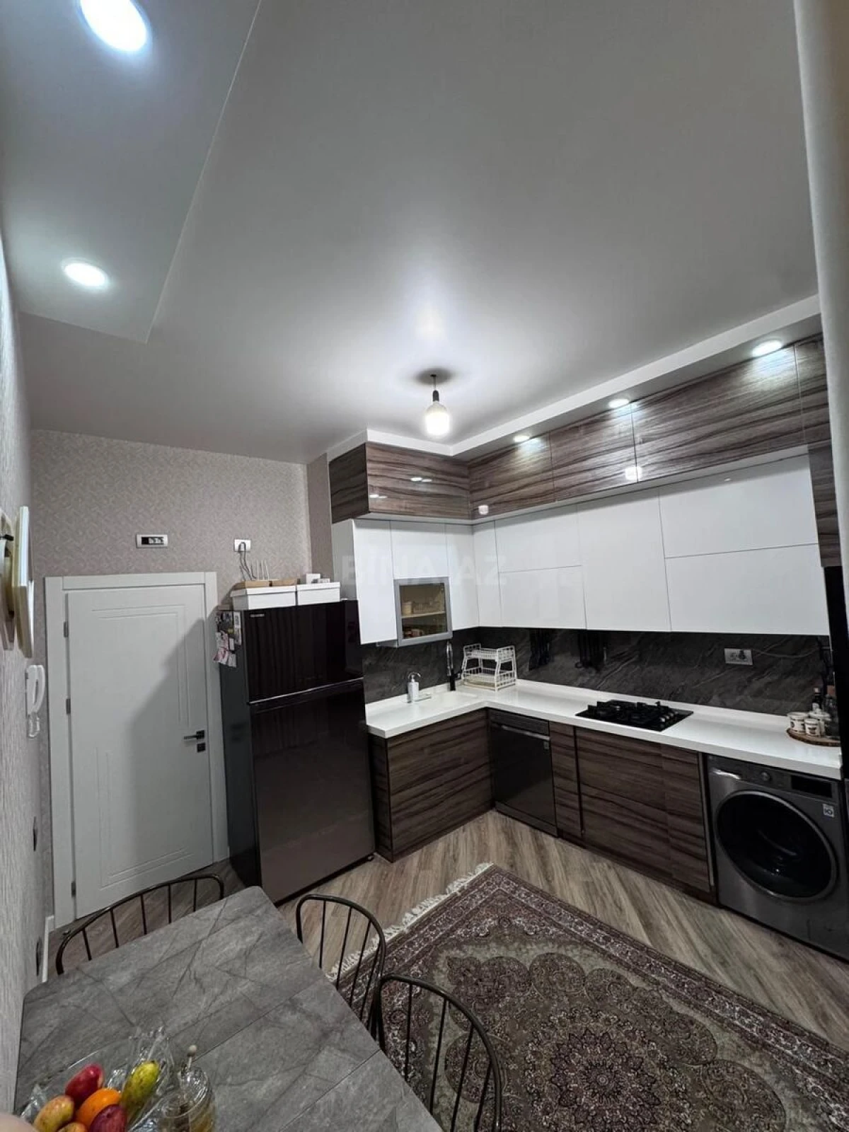 Satılır 3 otaqlı mənzil 99 m²