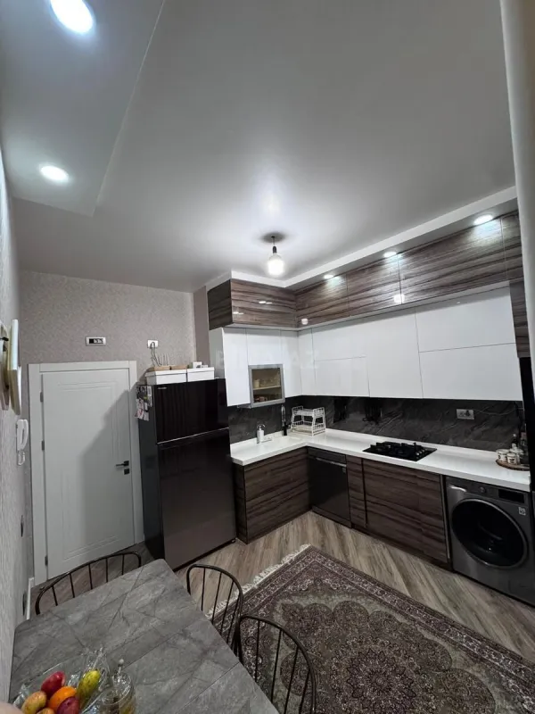 Satılır 3 otaqlı mənzil 99 m²