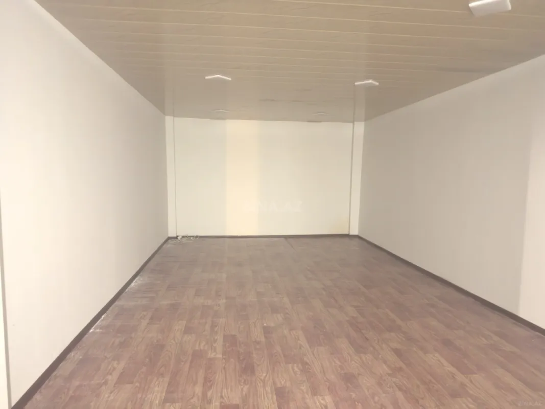 Satılır qaraj 30 m²