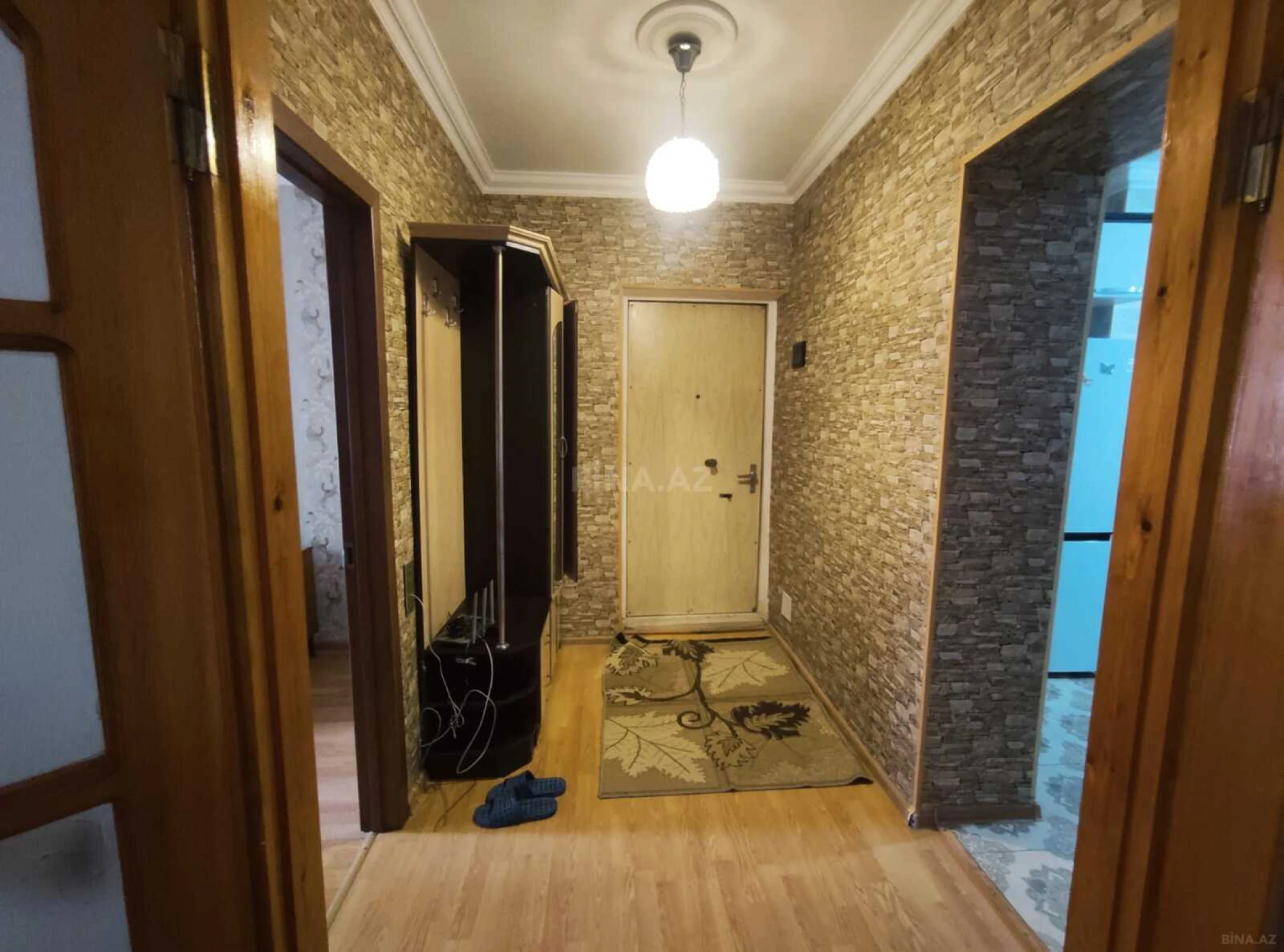 Kirayə verilir 4 otaqlı mənzil 130 m²
