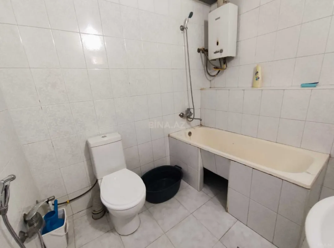 Kirayə verilir 4 otaqlı mənzil 130 m²