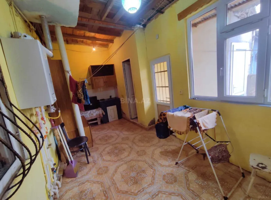 Kirayə verilir 4 otaqlı mənzil 130 m²