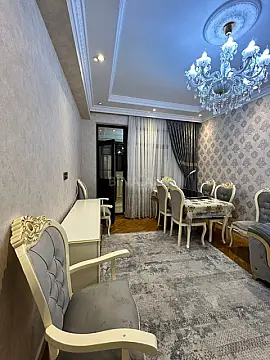 Kirayə verilir 2 otaqlı mənzil 70 m²